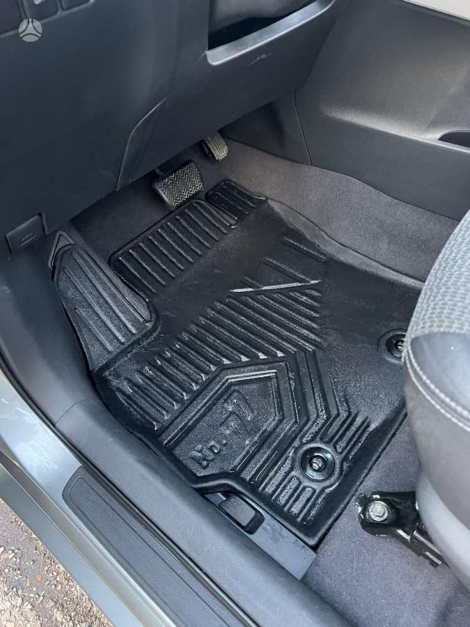 Toyota Verso 2014 — photo 50