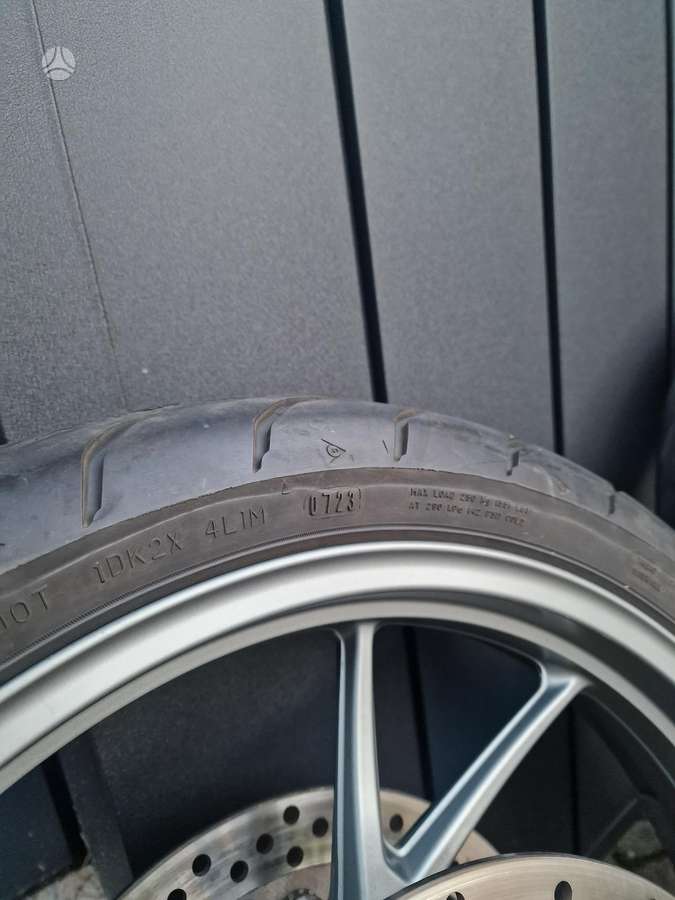 BMW, lengvojo lydinio, R19