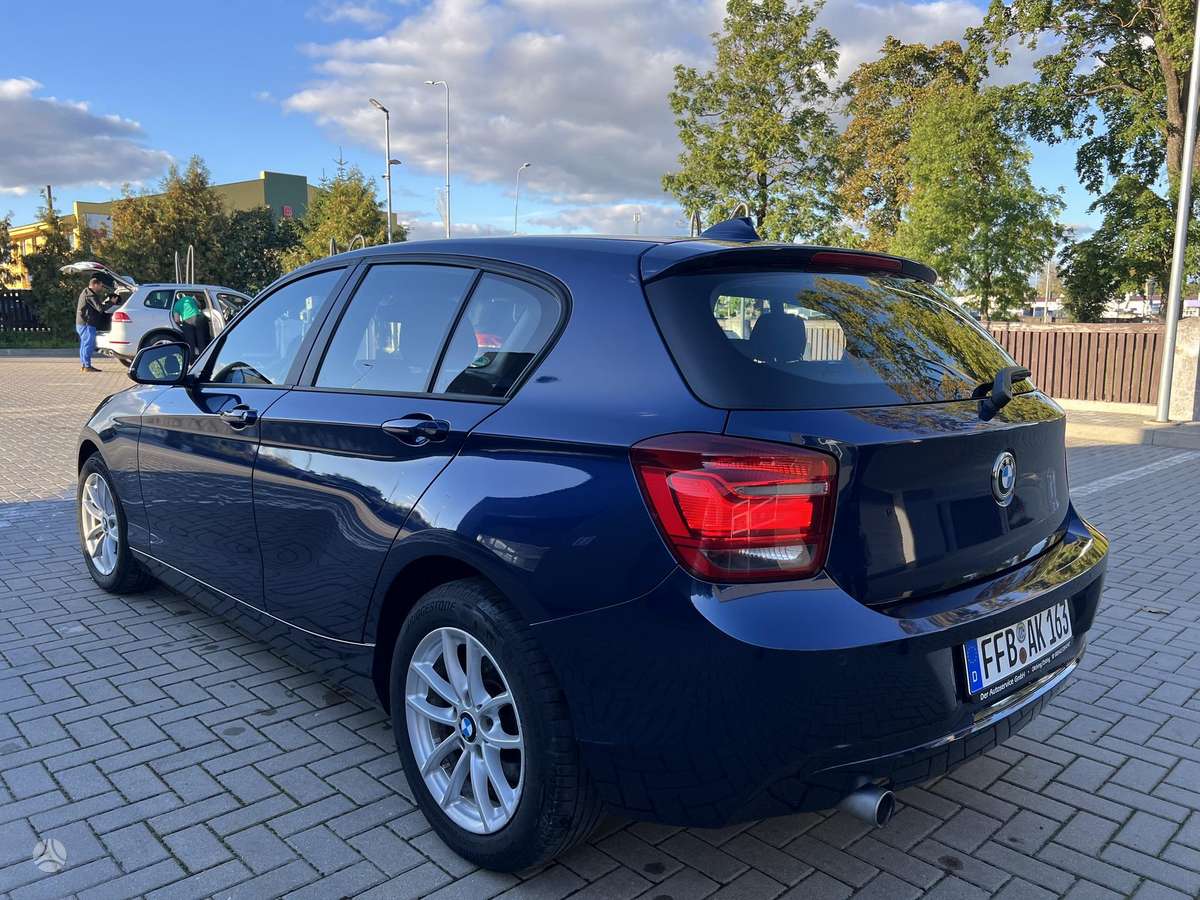 BMW 118, 2.0 l., Хэтчбек