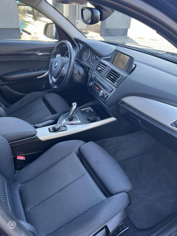 BMW 118, 2.0 l., Хэтчбек