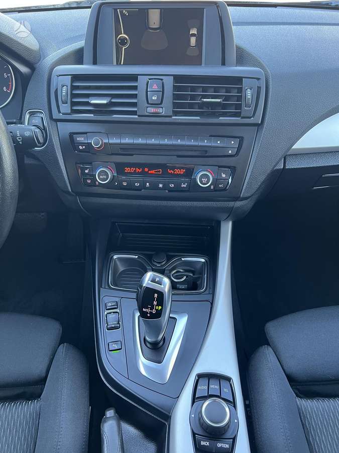 BMW 118, 2.0 l., Хэтчбек