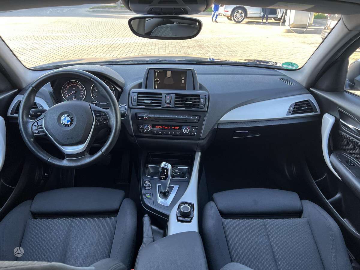 BMW 118, 2.0 l., Хэтчбек