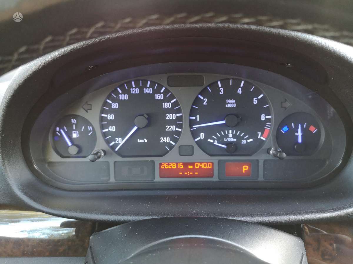 BMW 320, 2.2 l., sedanas