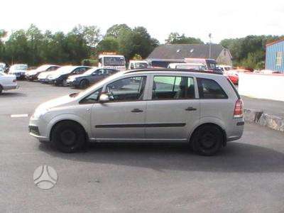 Opel Zafira по частям