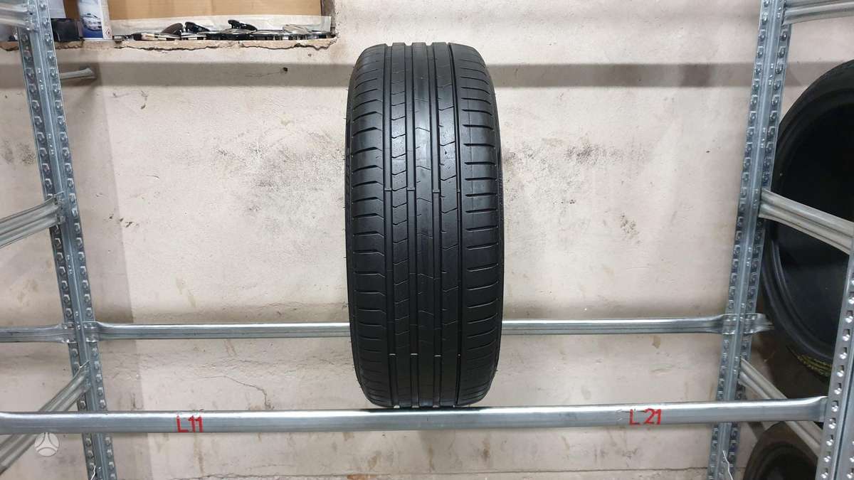 Pirelli PZero TM apie 7mm, summer 245/35 R20