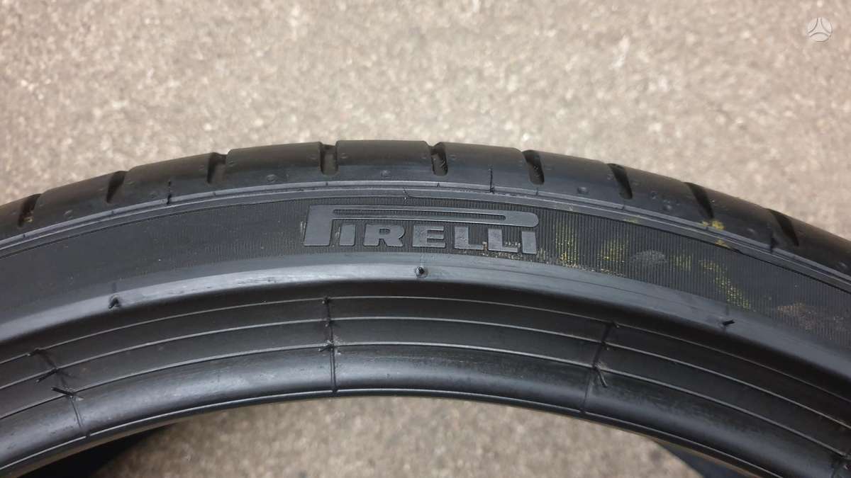 Pirelli PZero TM apie 7mm, summer 245/35 R20