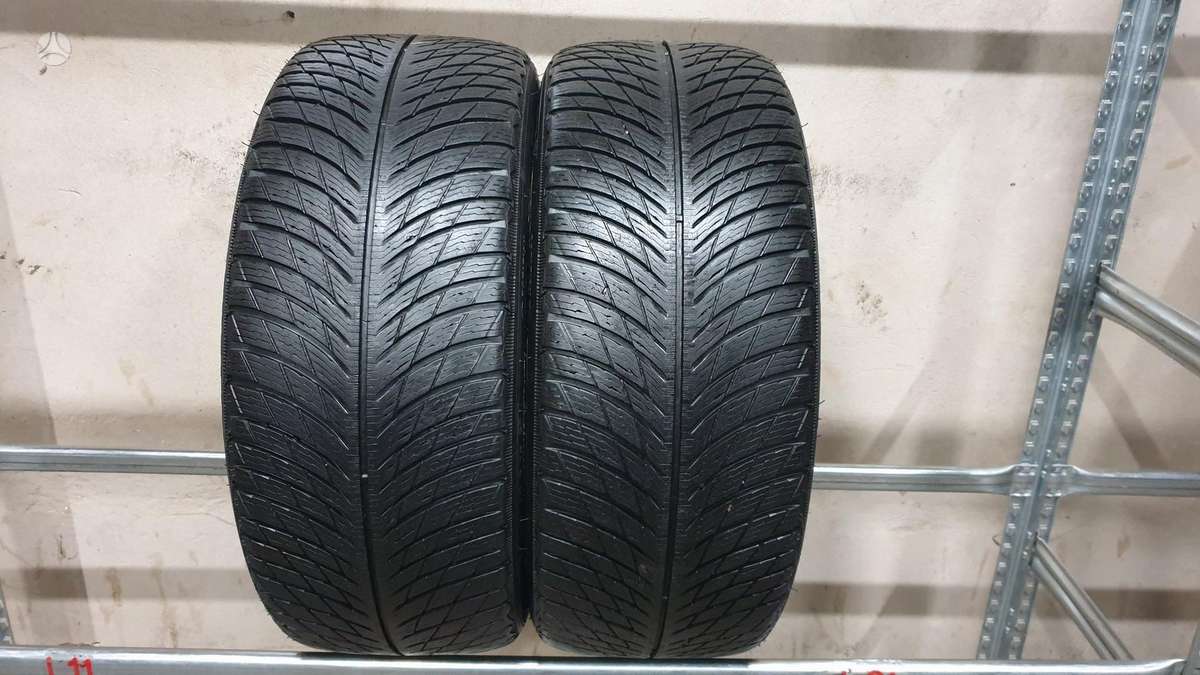 Michelin Pilot Alpin 5, winter 235/40 R18