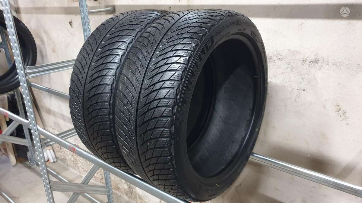 Michelin Pilot Alpin 5, winter 235/40 R18