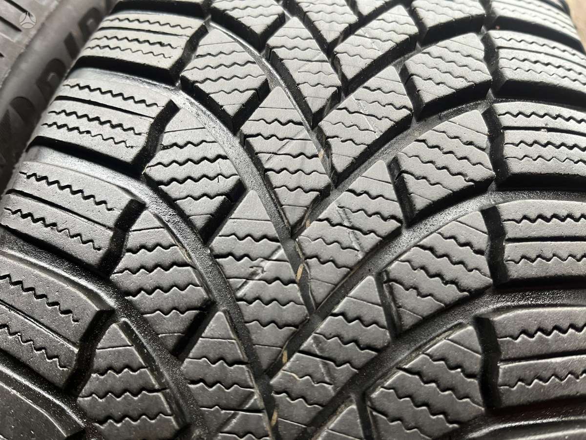 Bridgestone Blizzak LM005, winter 205/55 R16