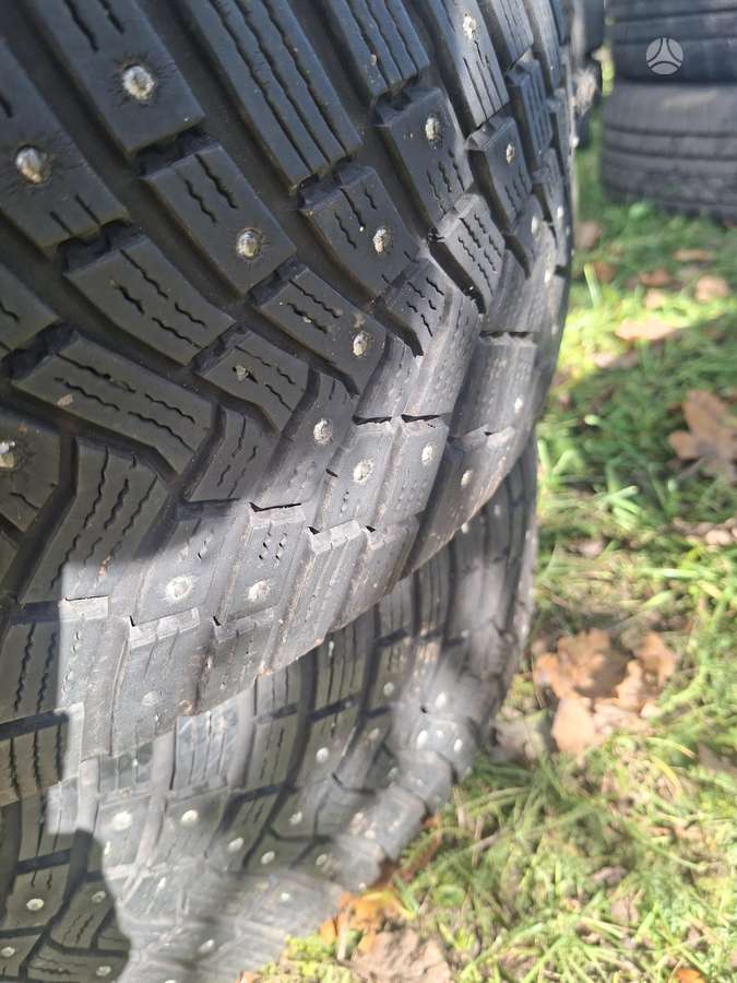 Continental, žieminės 215/65 R16