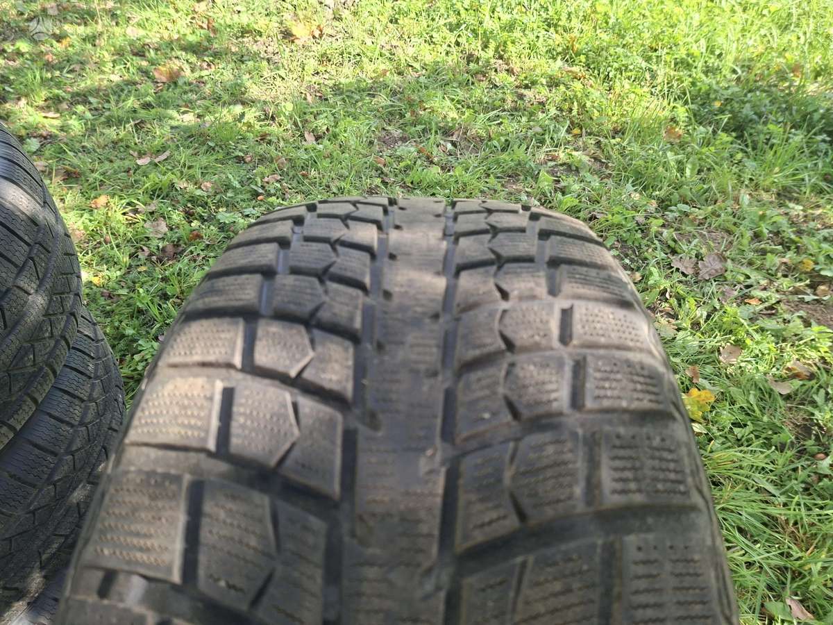 Goodyear, winter 255/40 R19