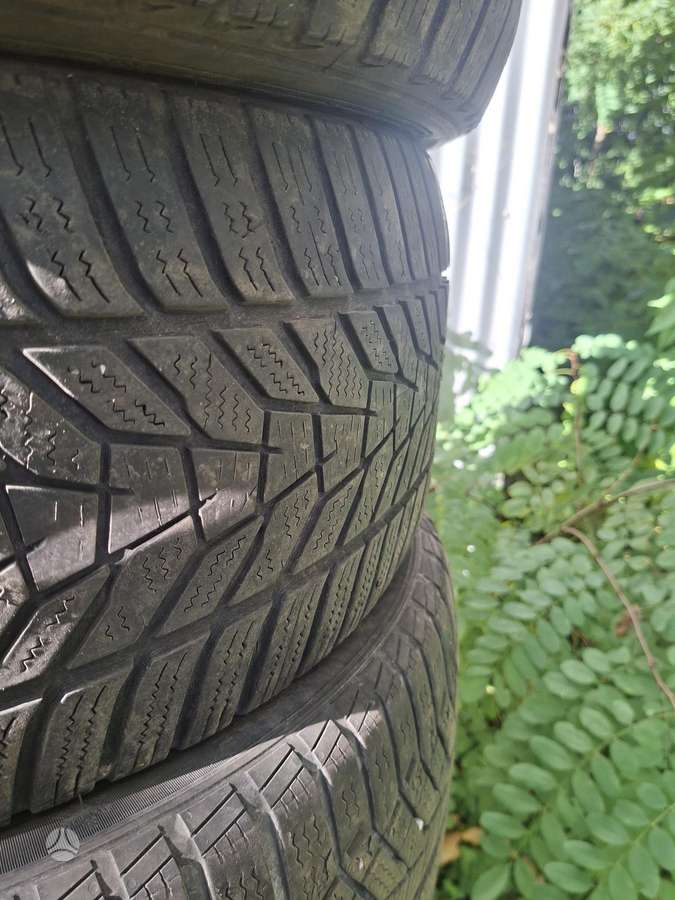 Continental, зимние 245/45 R18