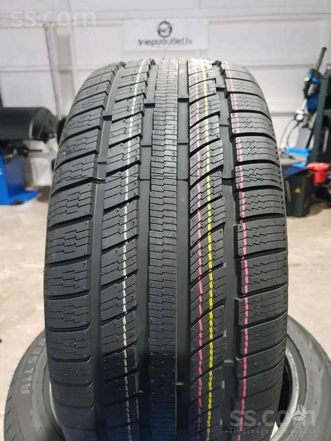 Ovation VI-782 AS, universalios 215/65 R16