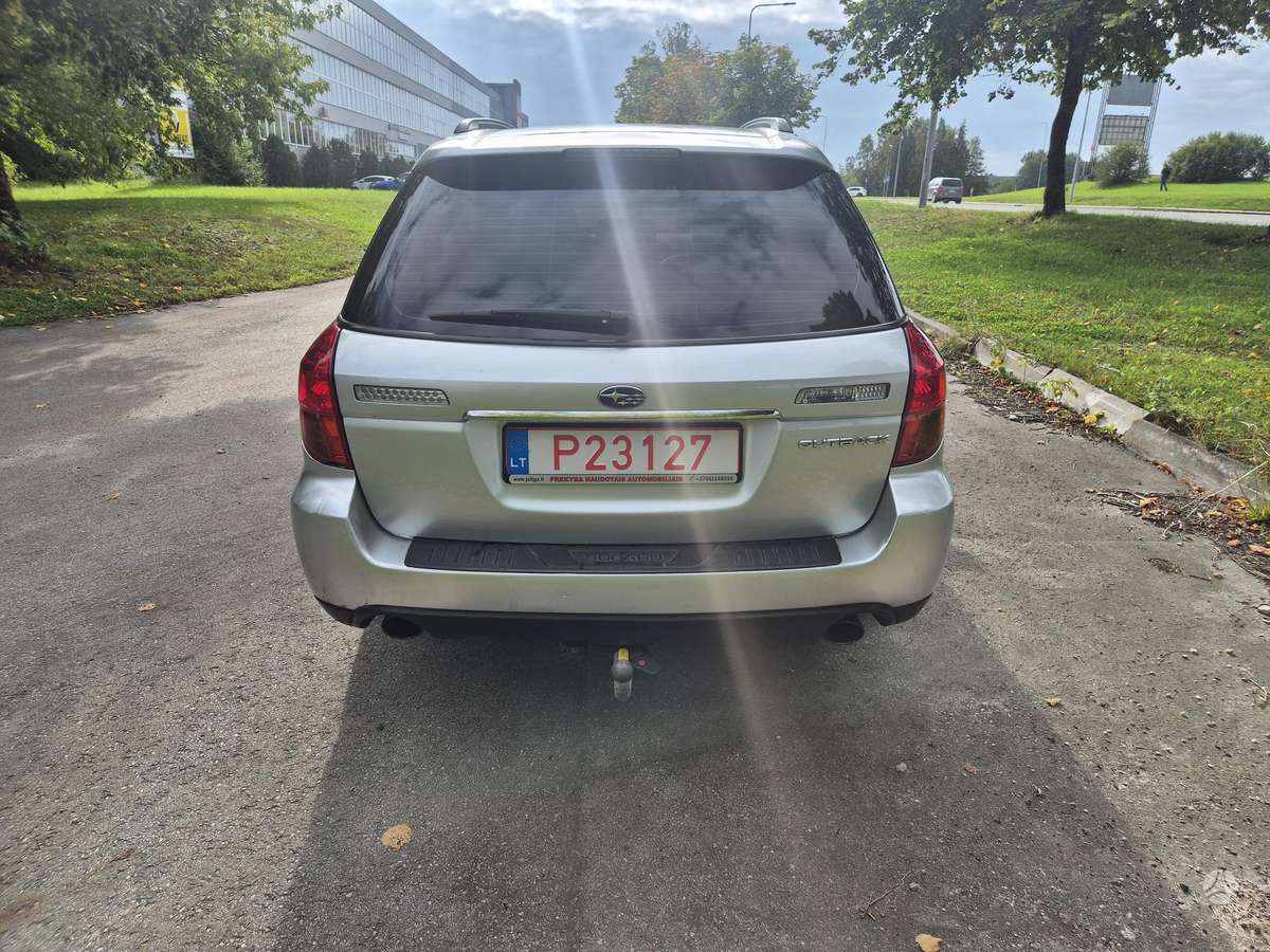 Subaru Outback, 2.5 l., universalas
