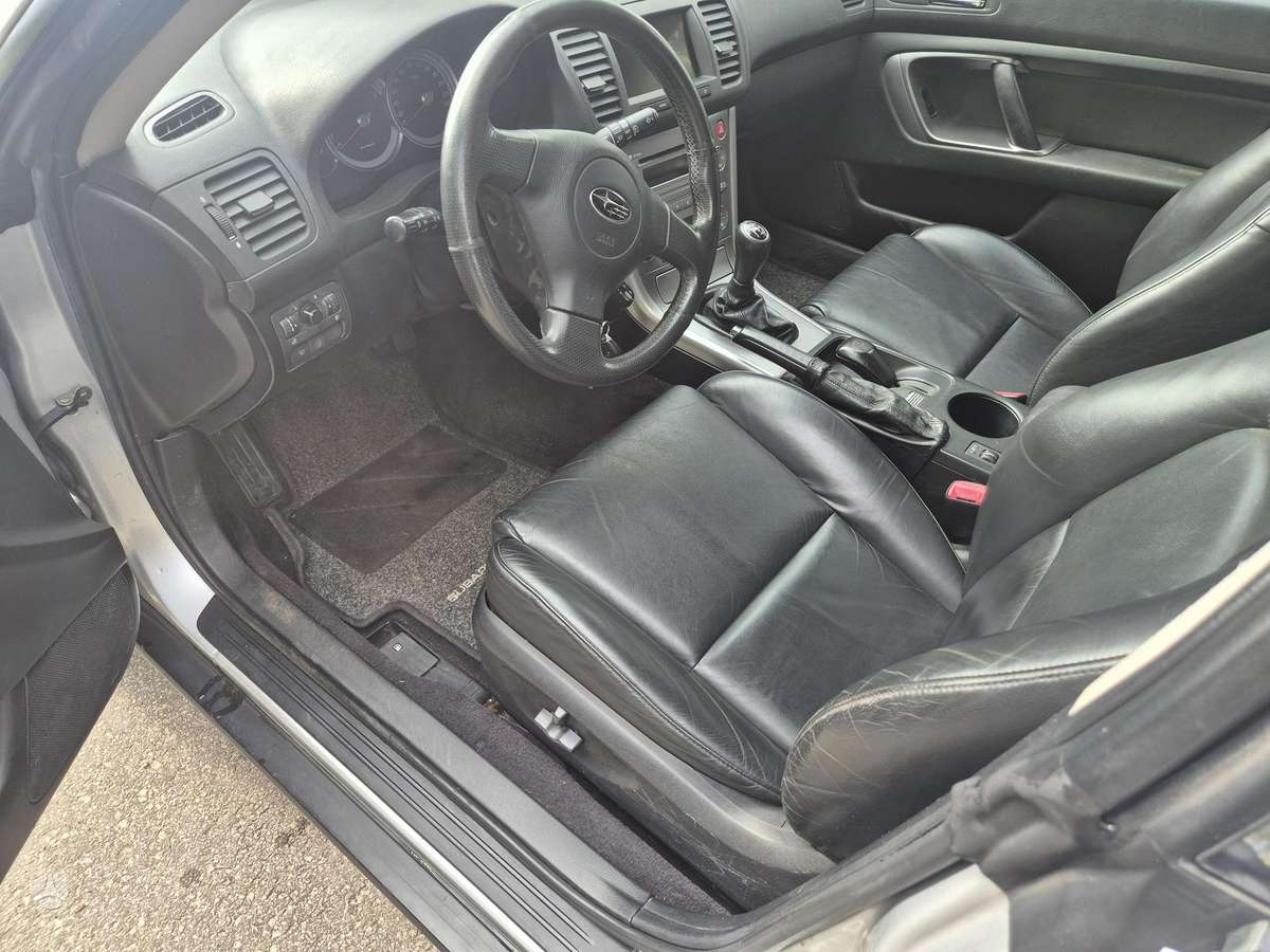 Subaru Outback, 2.5 l., universalas