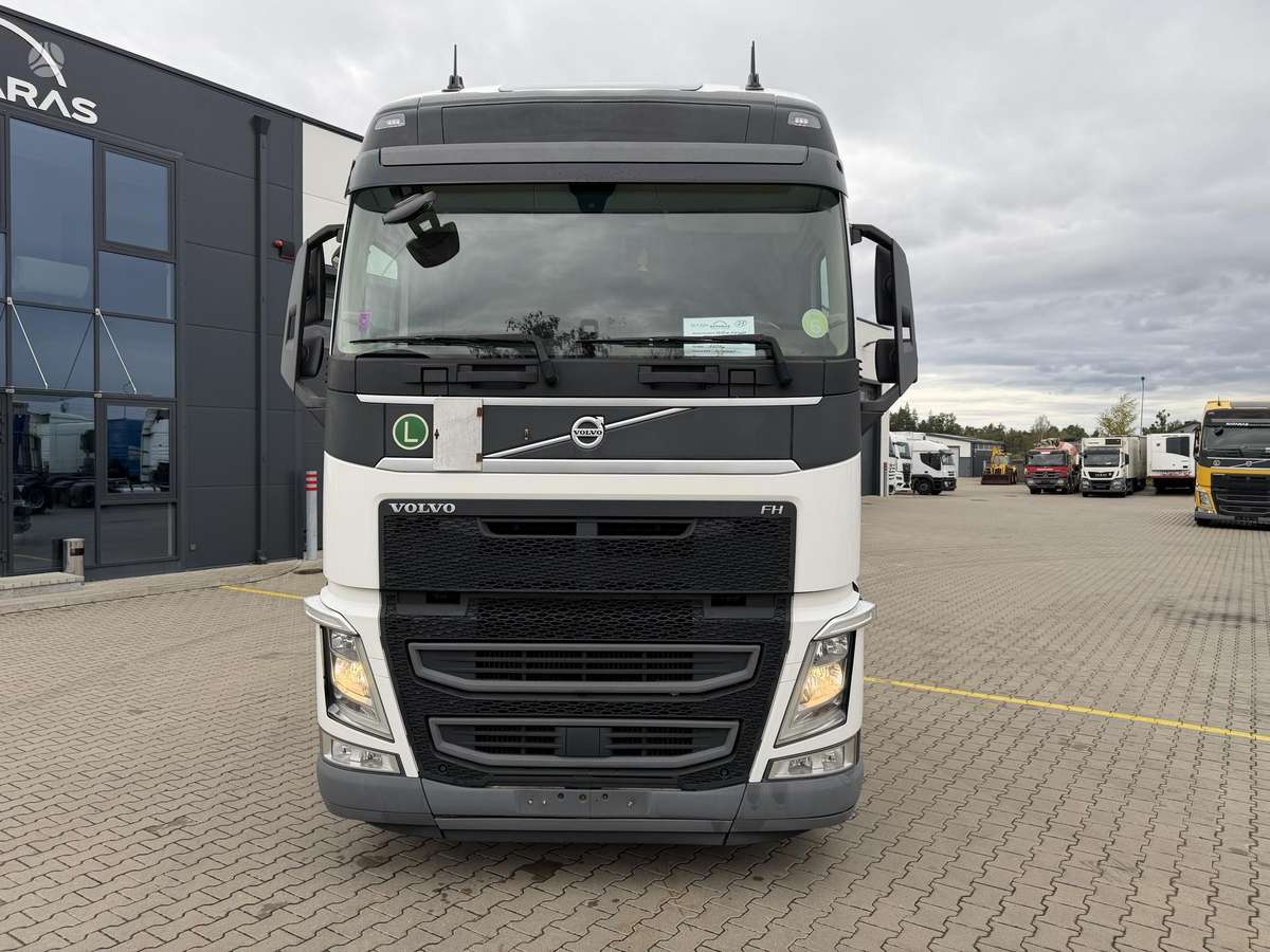 Volvo FH 460 XXL 2UNITS, double sleeper