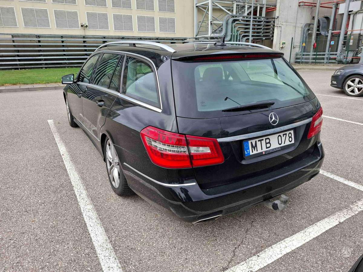 Mercedes-Benz E350, 3.5 l., wagon