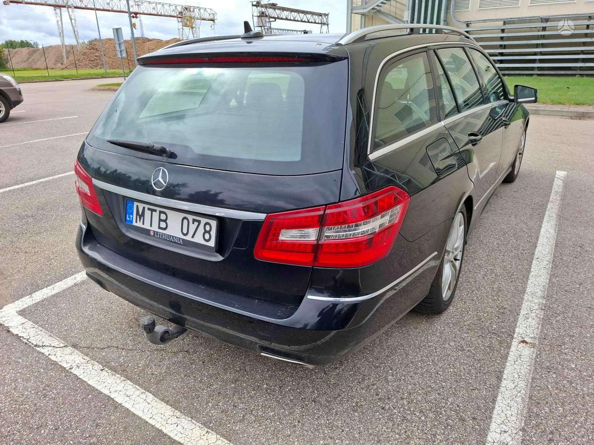Mercedes-Benz E350, 3.5 l., Универсал