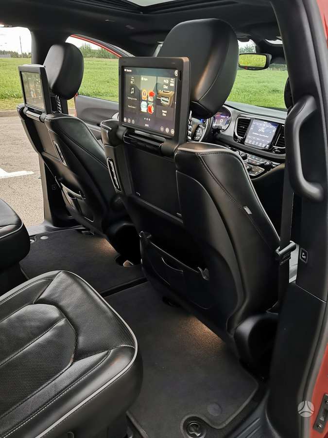 Chrysler Pacifica, 3.6 l., Минивэн