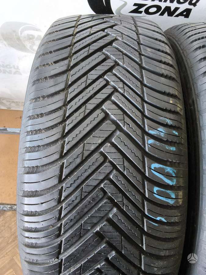 Hankook Kinergy 4s, всесезонные 235/55 R18