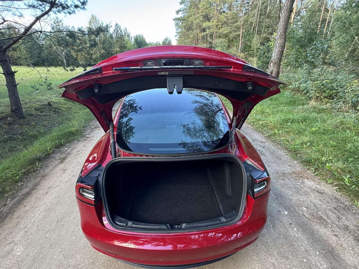 Tesla Model 3, 60 kWh, hečbekas