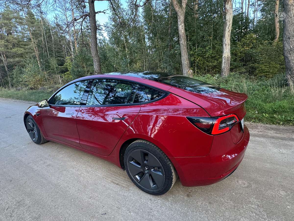 Tesla Model 3, 60 kWh, hatchback