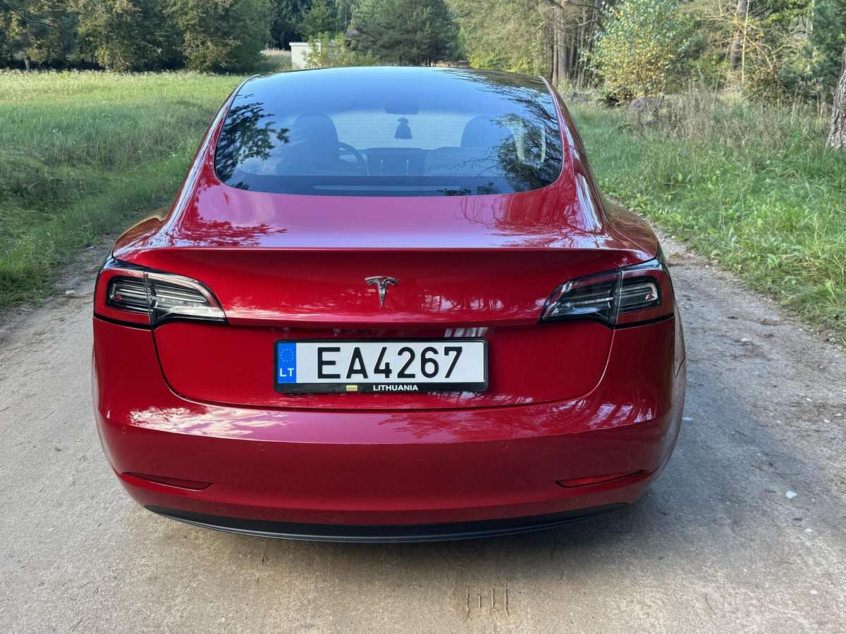 Tesla Model 3, 60 kWh, hatchback