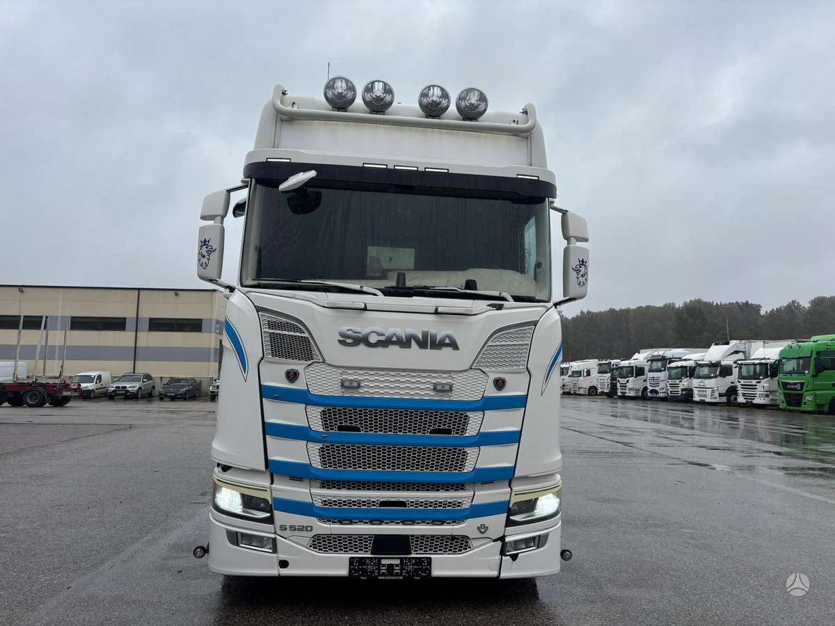 Scania S520, box trucks / box vans