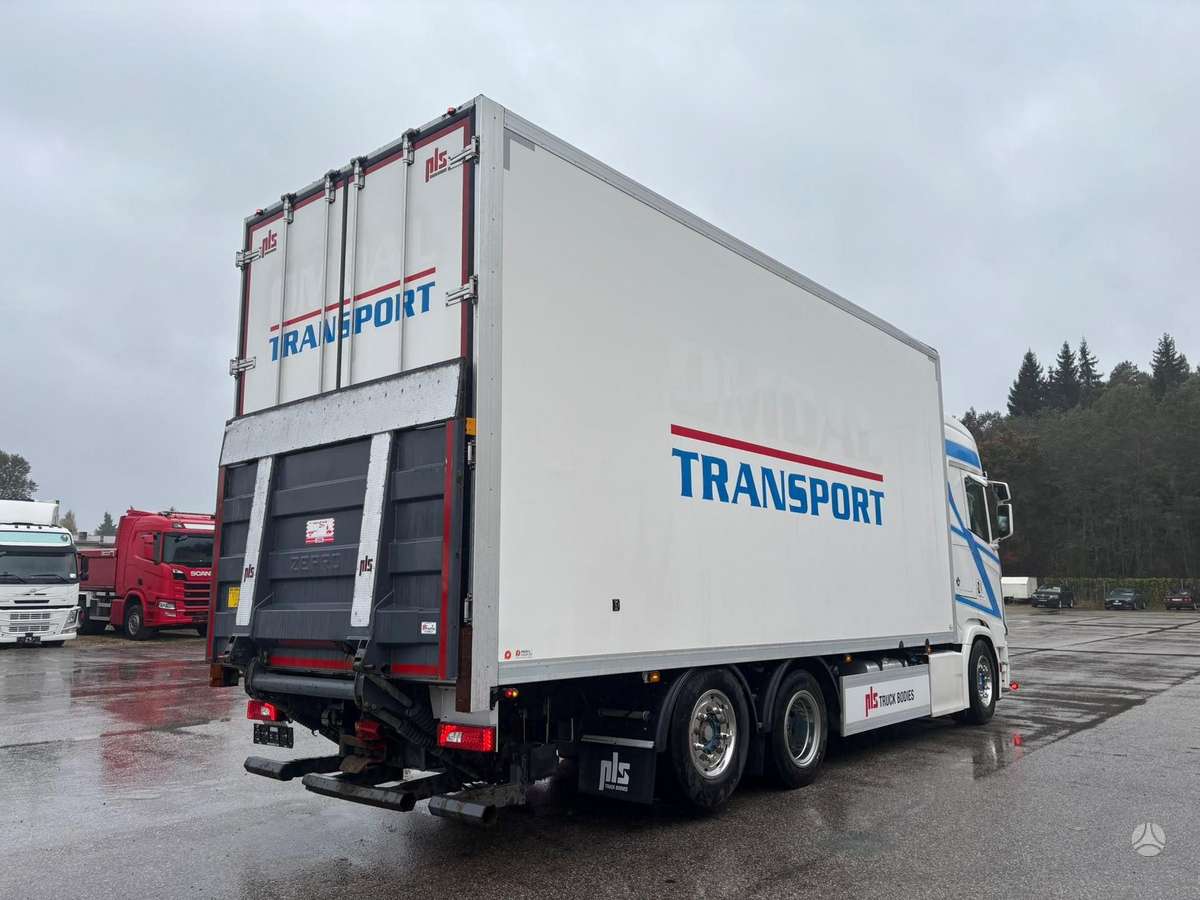 Scania S520, box trucks / box vans