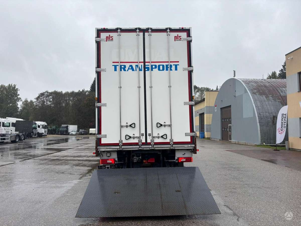 Scania S520, box trucks / box vans