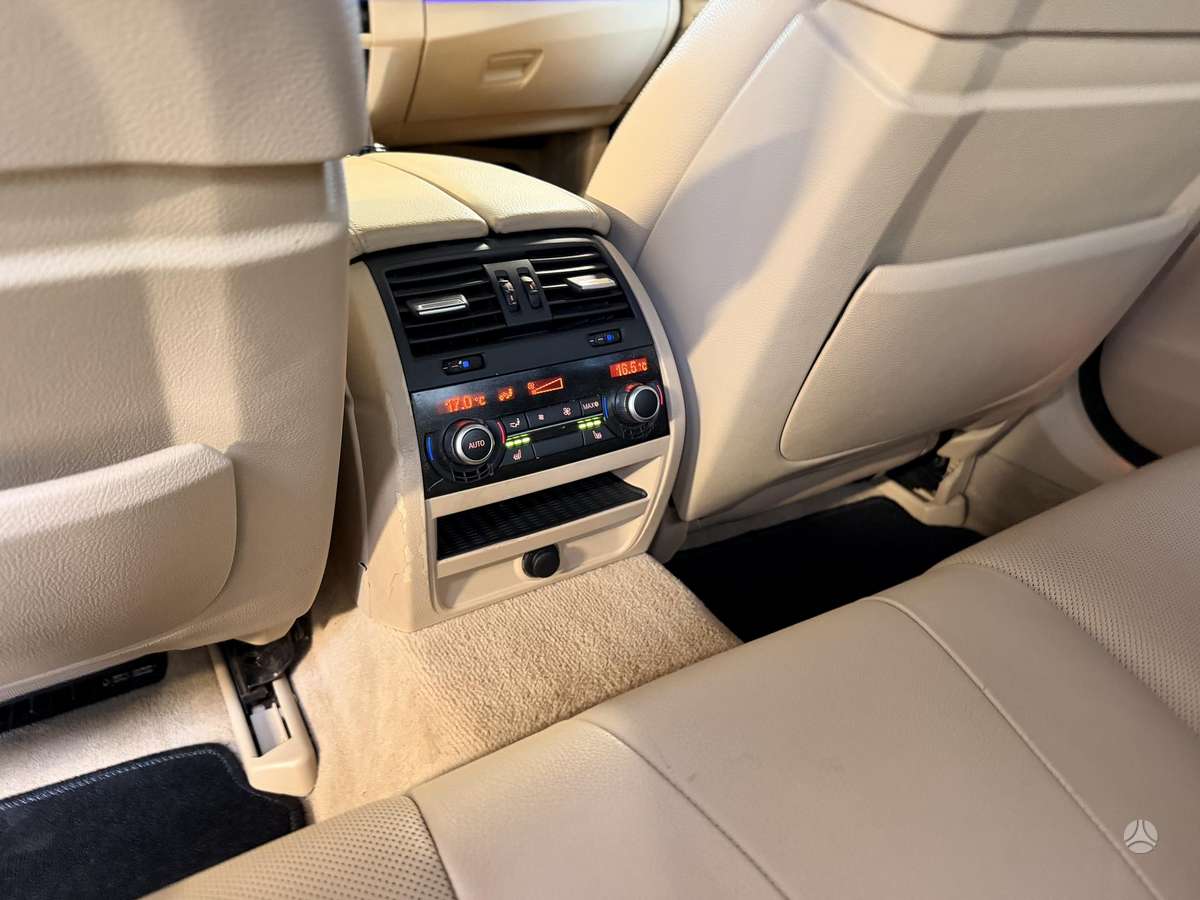 BMW 528, 2.0 l., sedanas