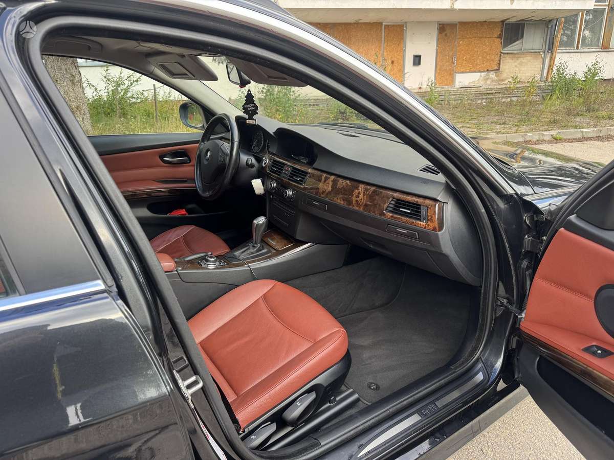 BMW 320, 2.0 l., Универсал