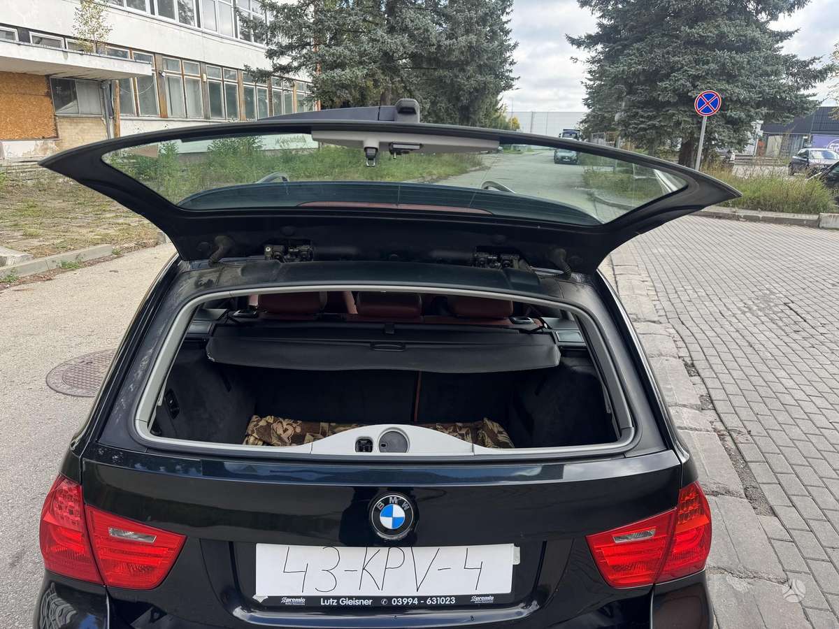 BMW 320, 2.0 l., wagon
