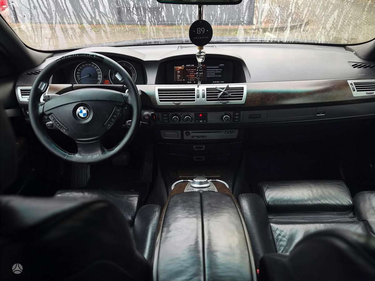 BMW 730, 3.0 l., Седан