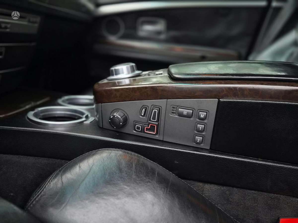 BMW 730, 3.0 l., Седан
