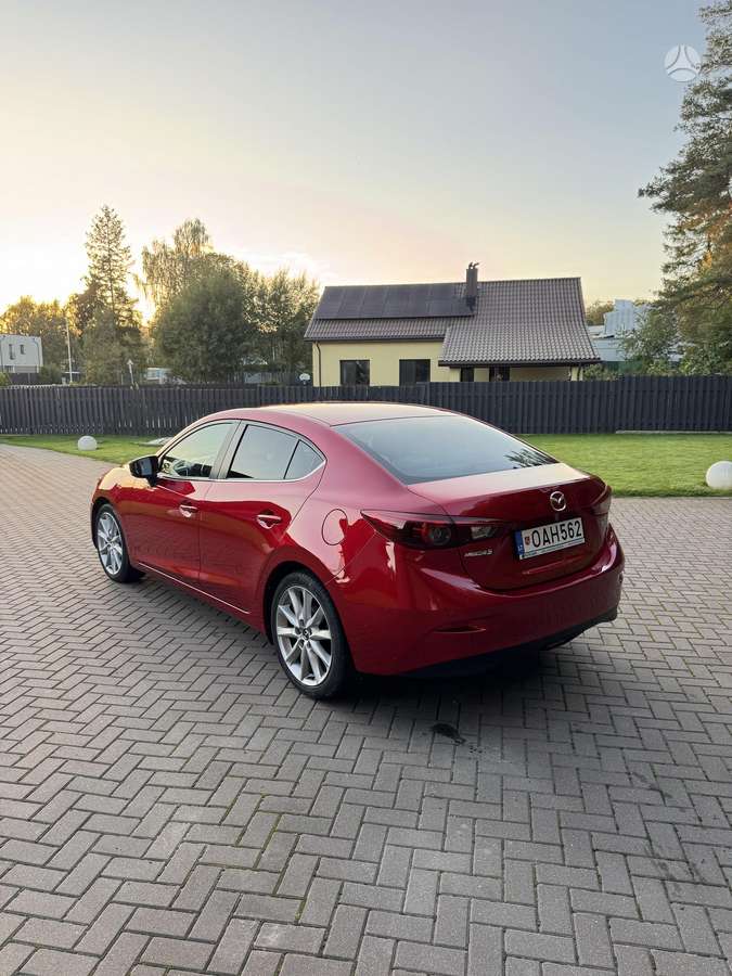 Mazda 3, 2.0 l., Седан