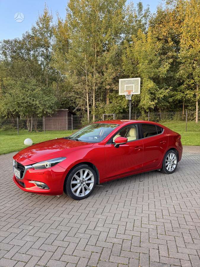 Mazda 3, 2.0 l., Седан