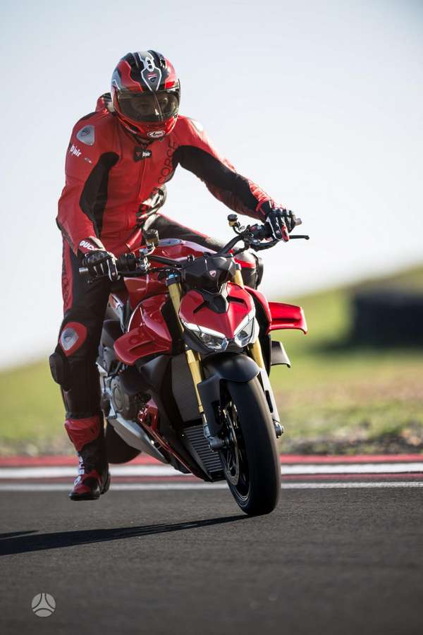 Ducati Streetfighter V4 1103cc, street / classic