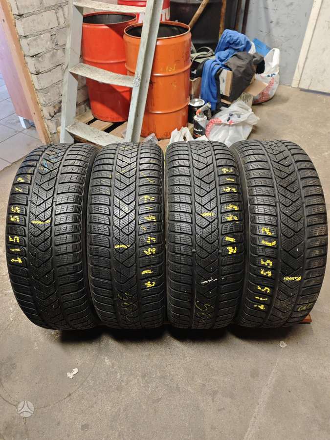 Pirelli SOTTOZERO 3, winter 215/55 R17