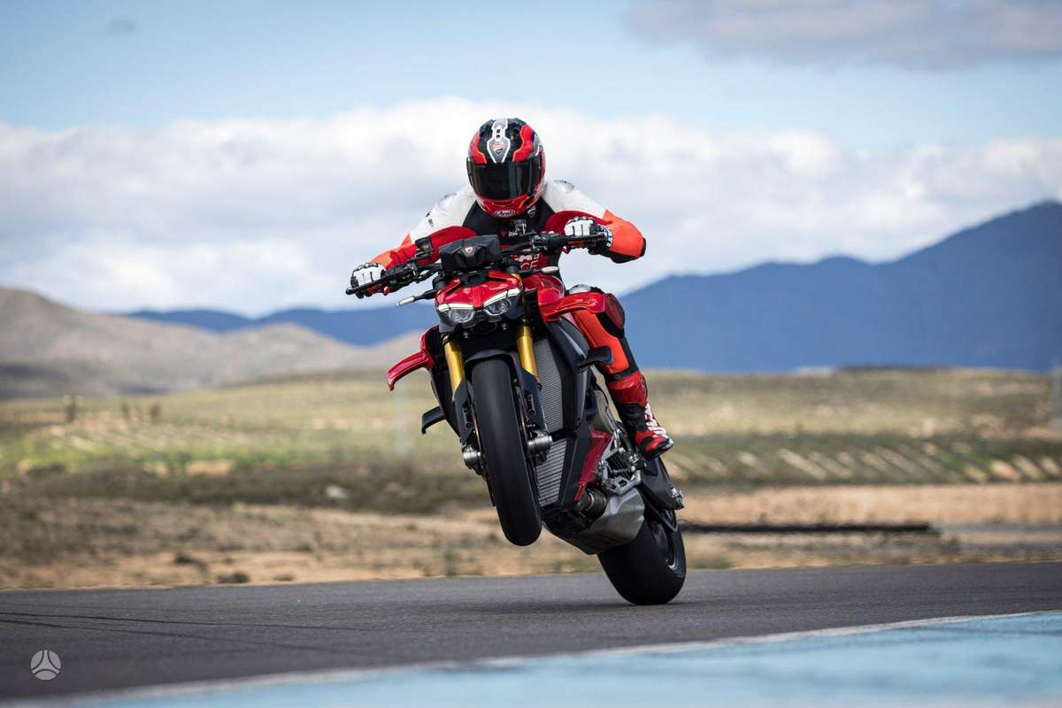 Ducati Streetfighter V4 1103cc, street / classic