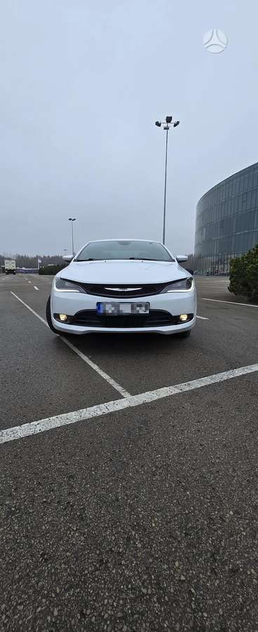 Chrysler 200, 2.4 l., Седан