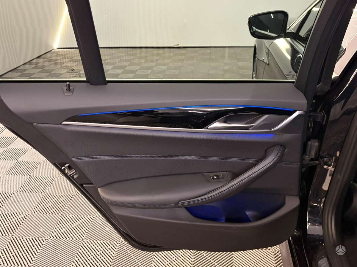 BMW 520, 2.0 l., wagon