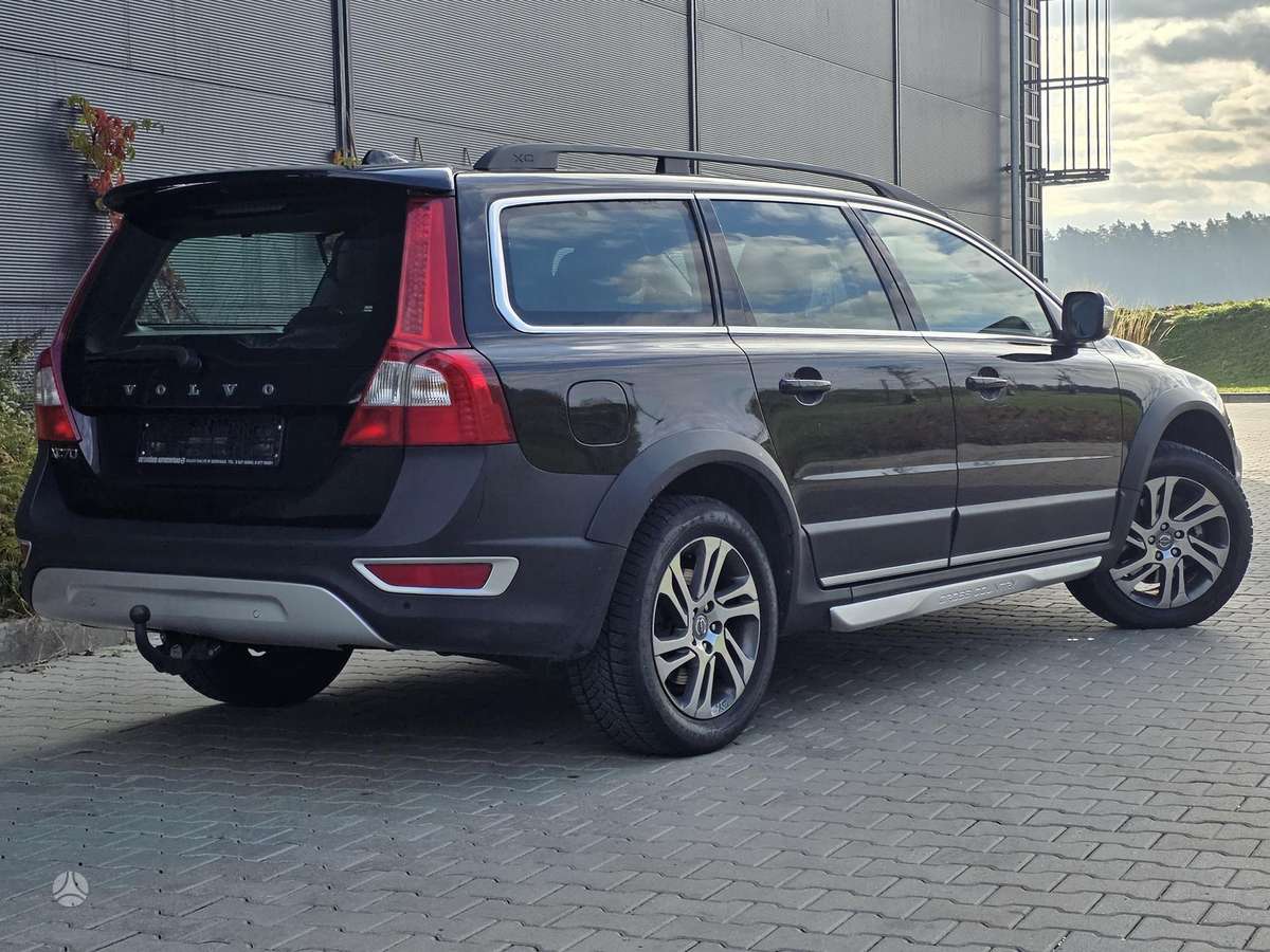 Volvo XC70, 2.0 l., wagon