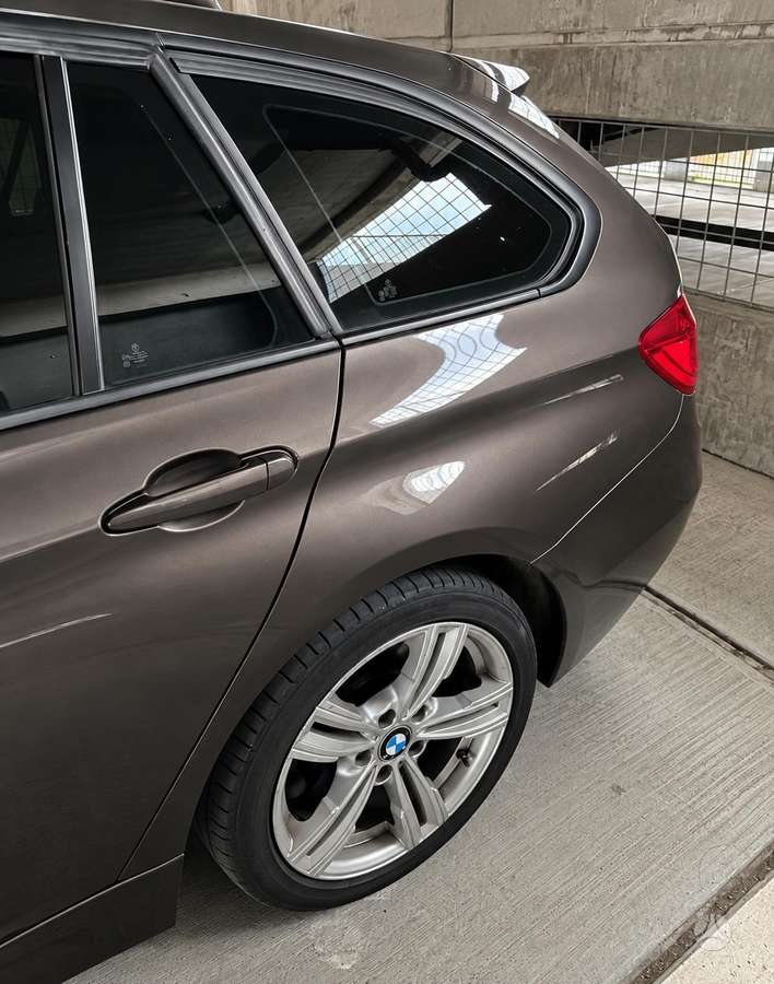 BMW 330, 3.0 l., universalas
