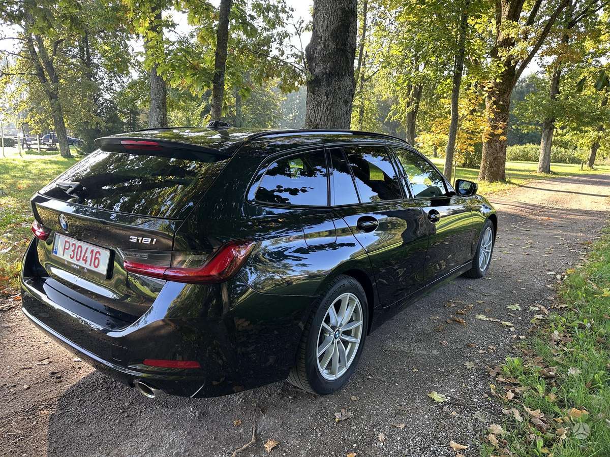BMW 318, 2.0 l., wagon