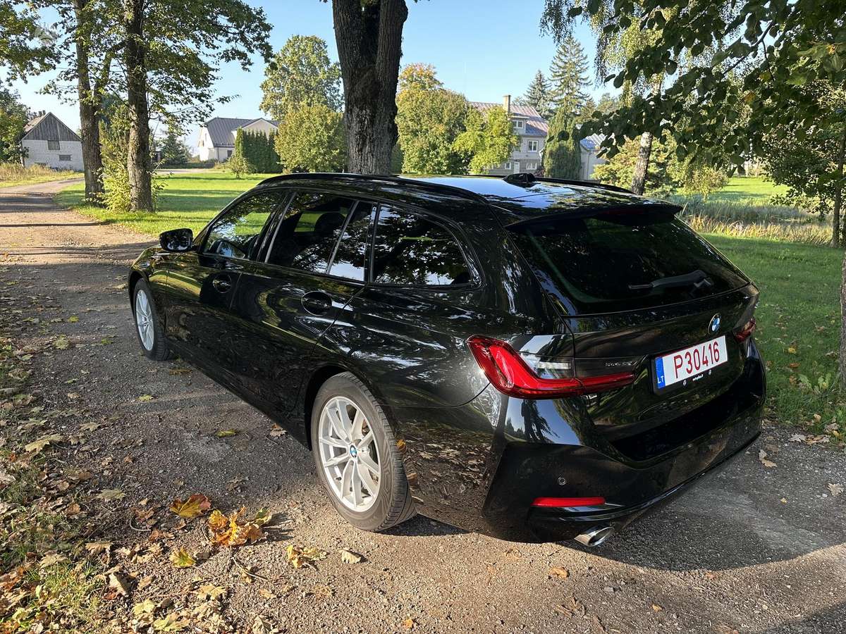 BMW 318, 2.0 l., wagon