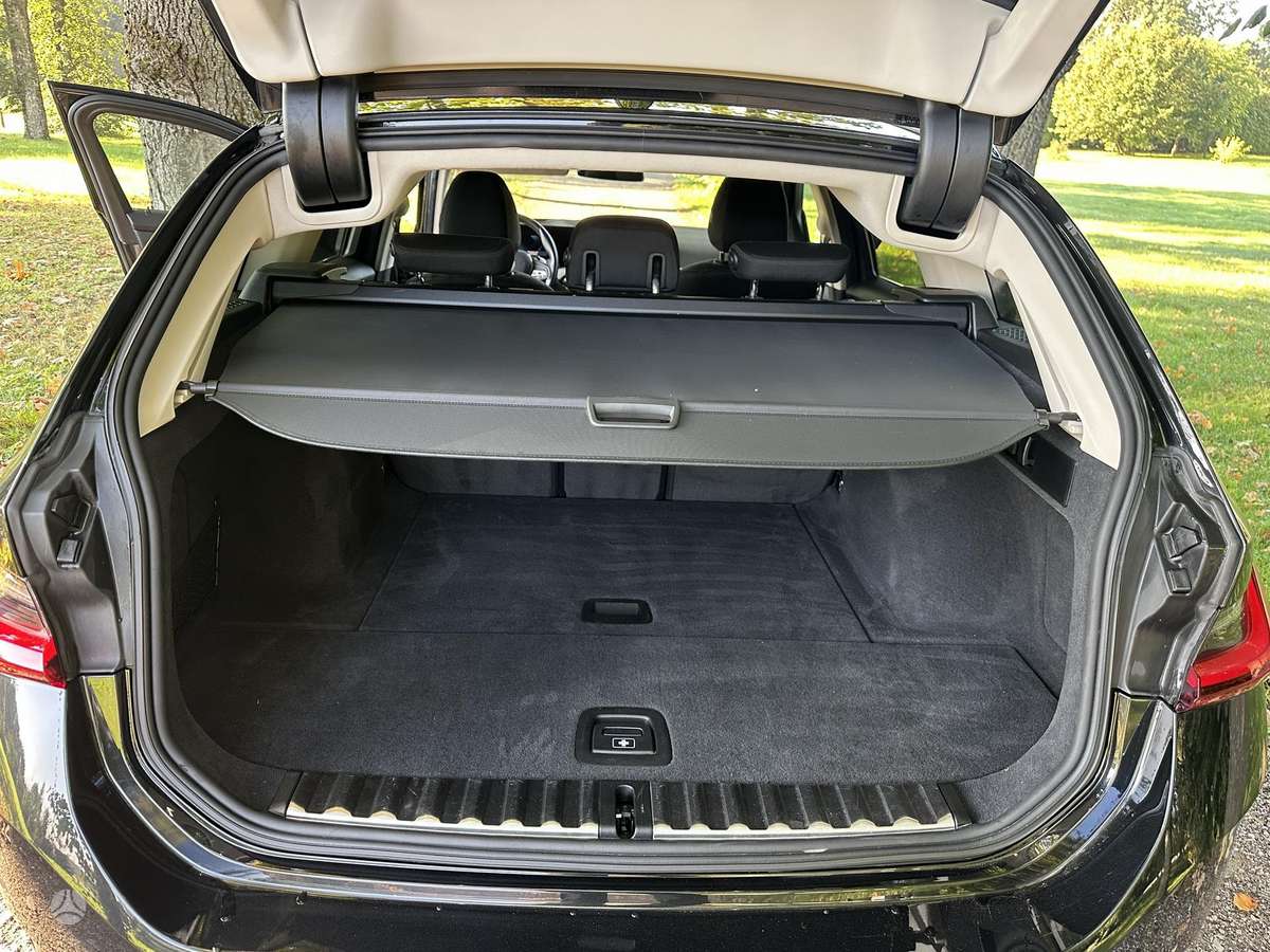 BMW 318, 2.0 l., Универсал