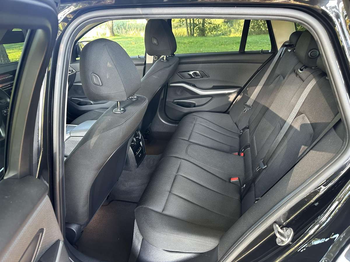 BMW 318, 2.0 l., wagon