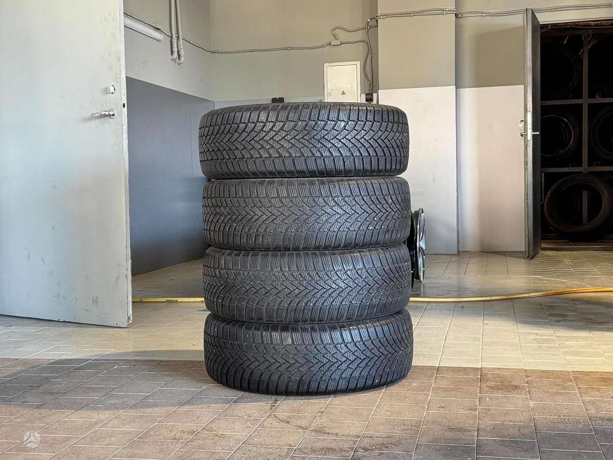 Bridgestone BLIZZAK LM005 | 2023, winter 235/60 R18