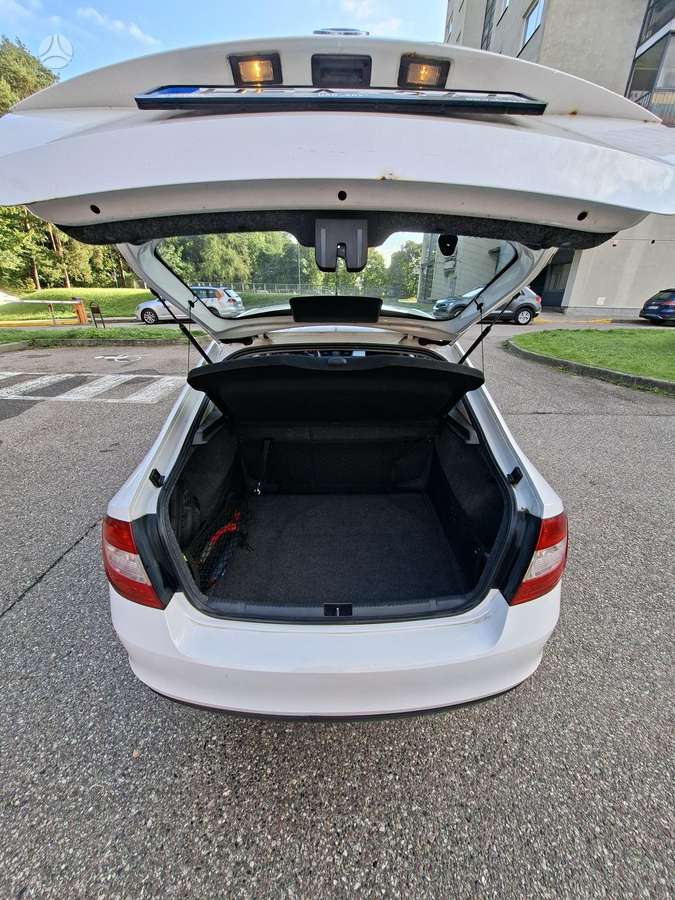 Skoda Rapid, 1.2 l., hatchback